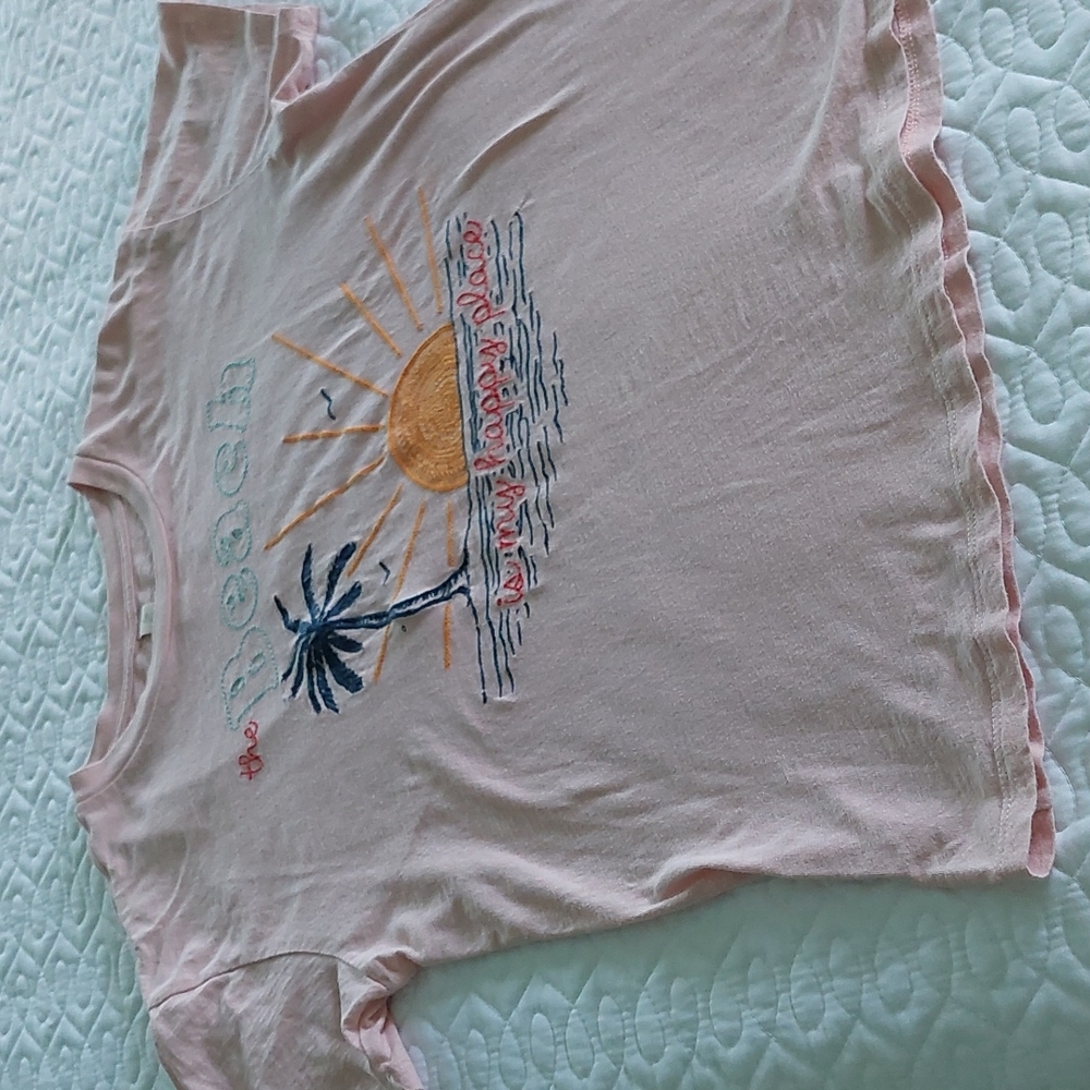Altar'd State pink tee shirt - Picture 4 of 4